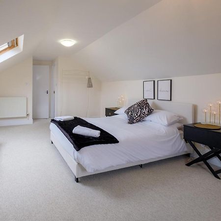 Luxury Living, Stylish Modern Apartment In The Heart Of Ryde Ryde  Exterior foto