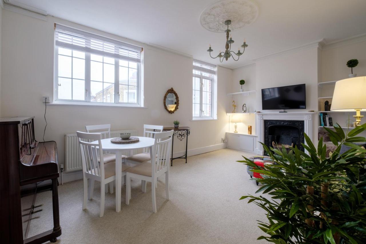Luxury Living, Stylish Modern Apartment In The Heart Of Ryde Ryde  Exterior foto